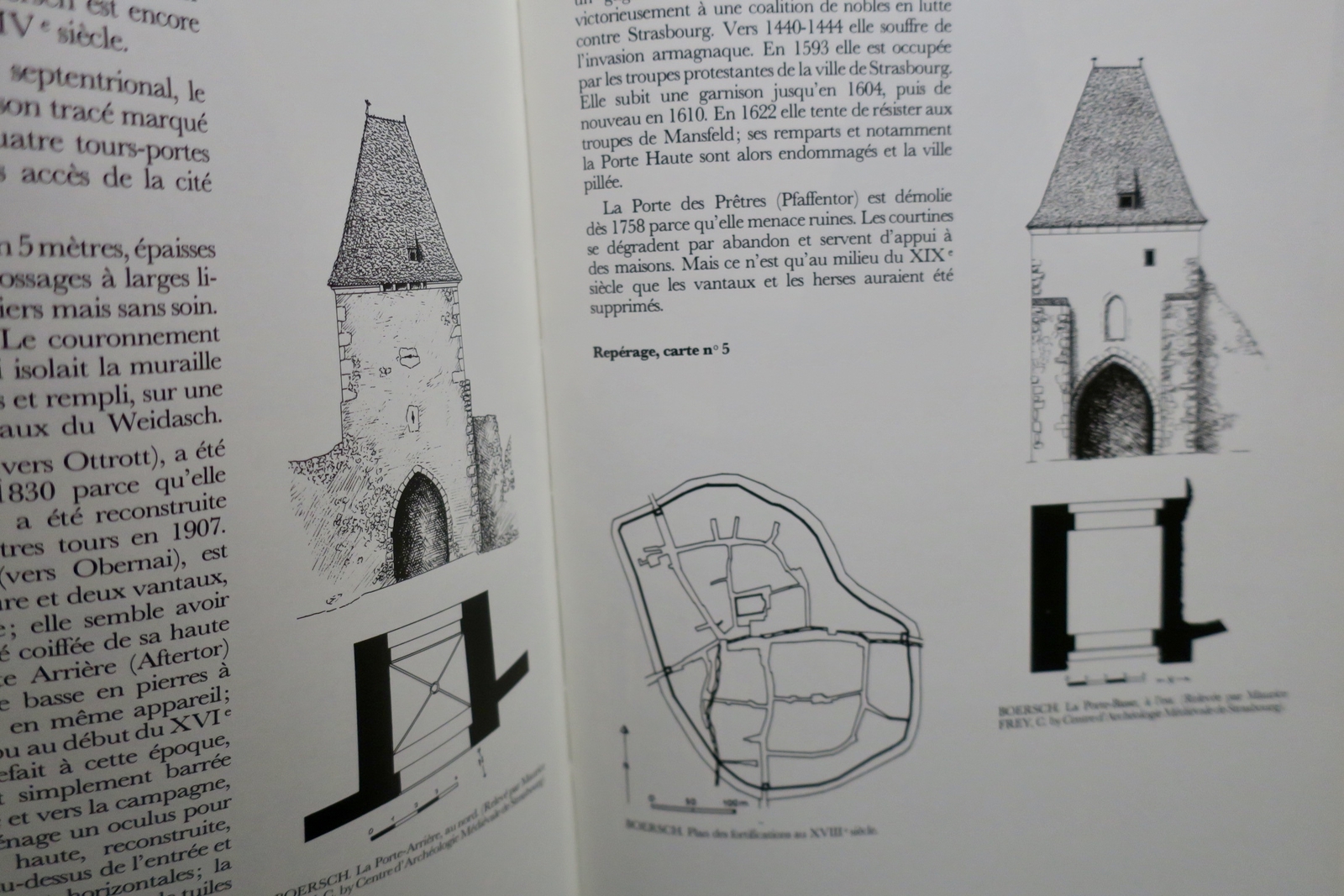Guide to fortified towns and villages<span class="lla-card-orig-wrap"><span class="lla-card-orig">❦ Atlas des villes et villages fortifiés en France</span></span> - La Librairie Antique