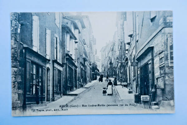 AUCH - rue Ledru rollin anciennement rue du Pouy 32 GERS