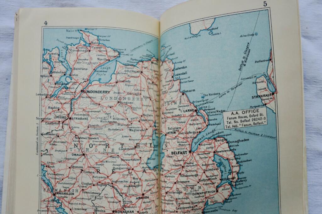 Motor travel guide and practical handbook