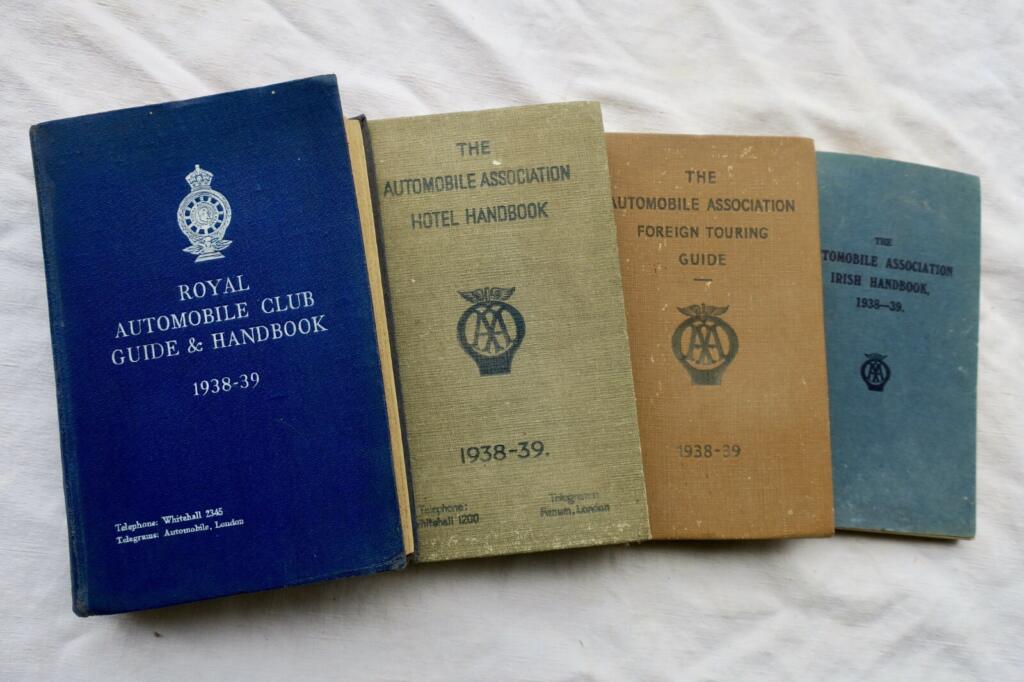 Motor travel guide and practical handbook