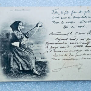 Auvergne FILEUSE vers 1904