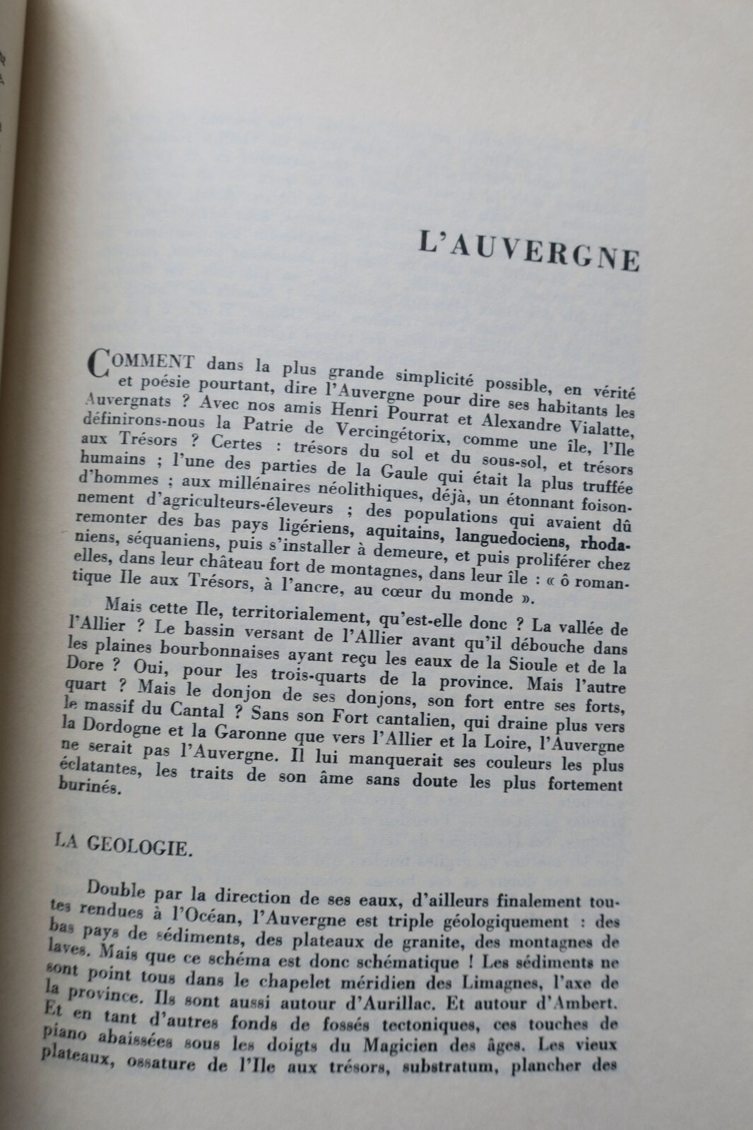 Auvergne PANORAMA DES LETTRES EN AUVERGNE & L'Auvergne et les Auvergnats – Image 11