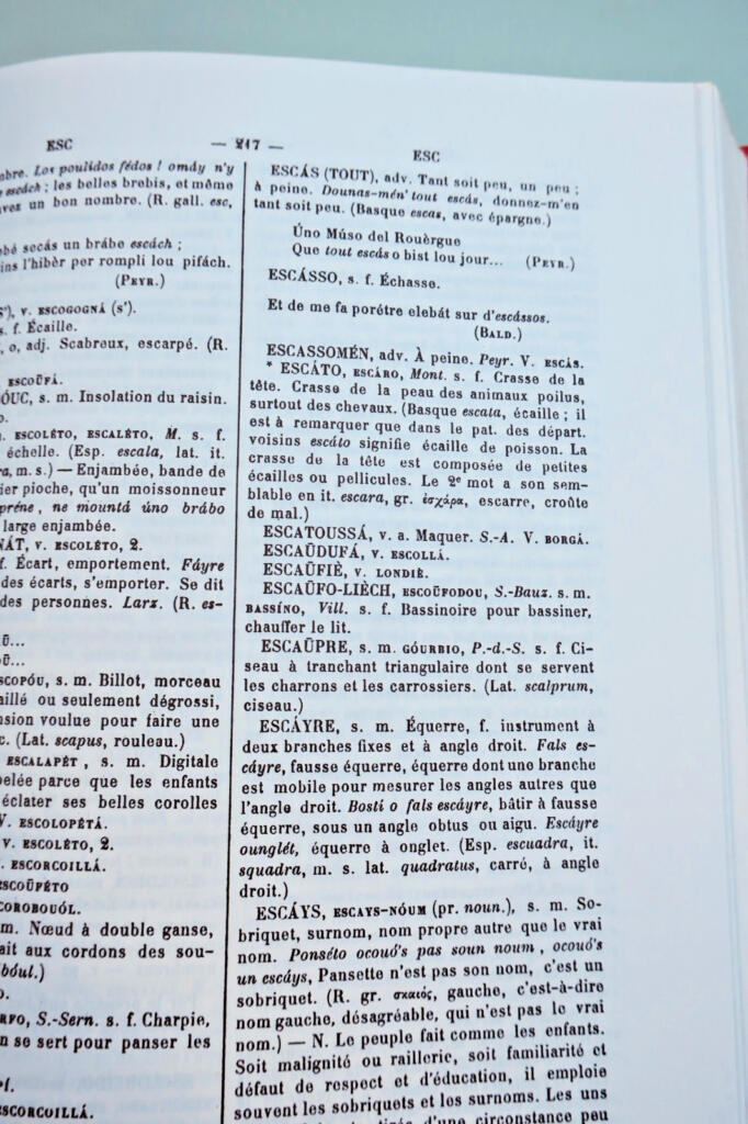Wörterbuch des Aveyron-Dialekts