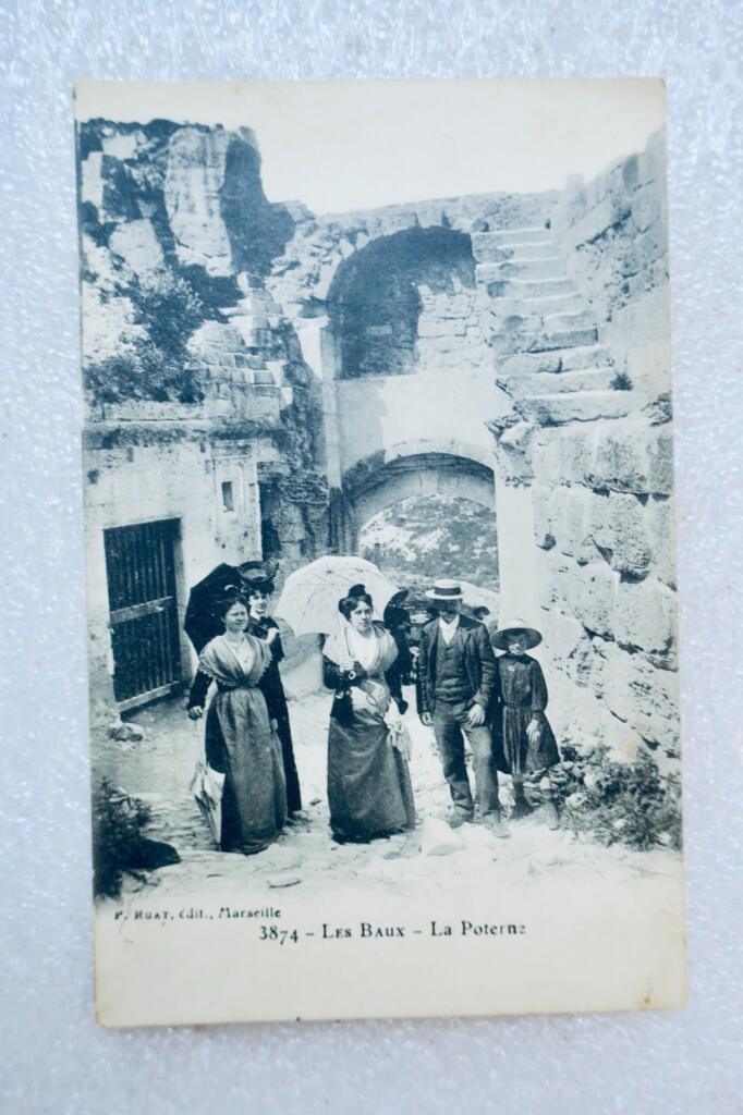 Provençal Leases and Gates