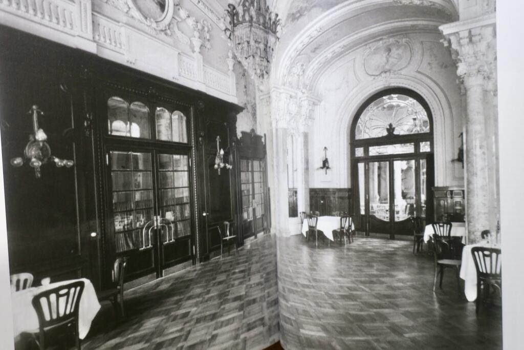 Beau Rivage Palace: Historical Chronicles