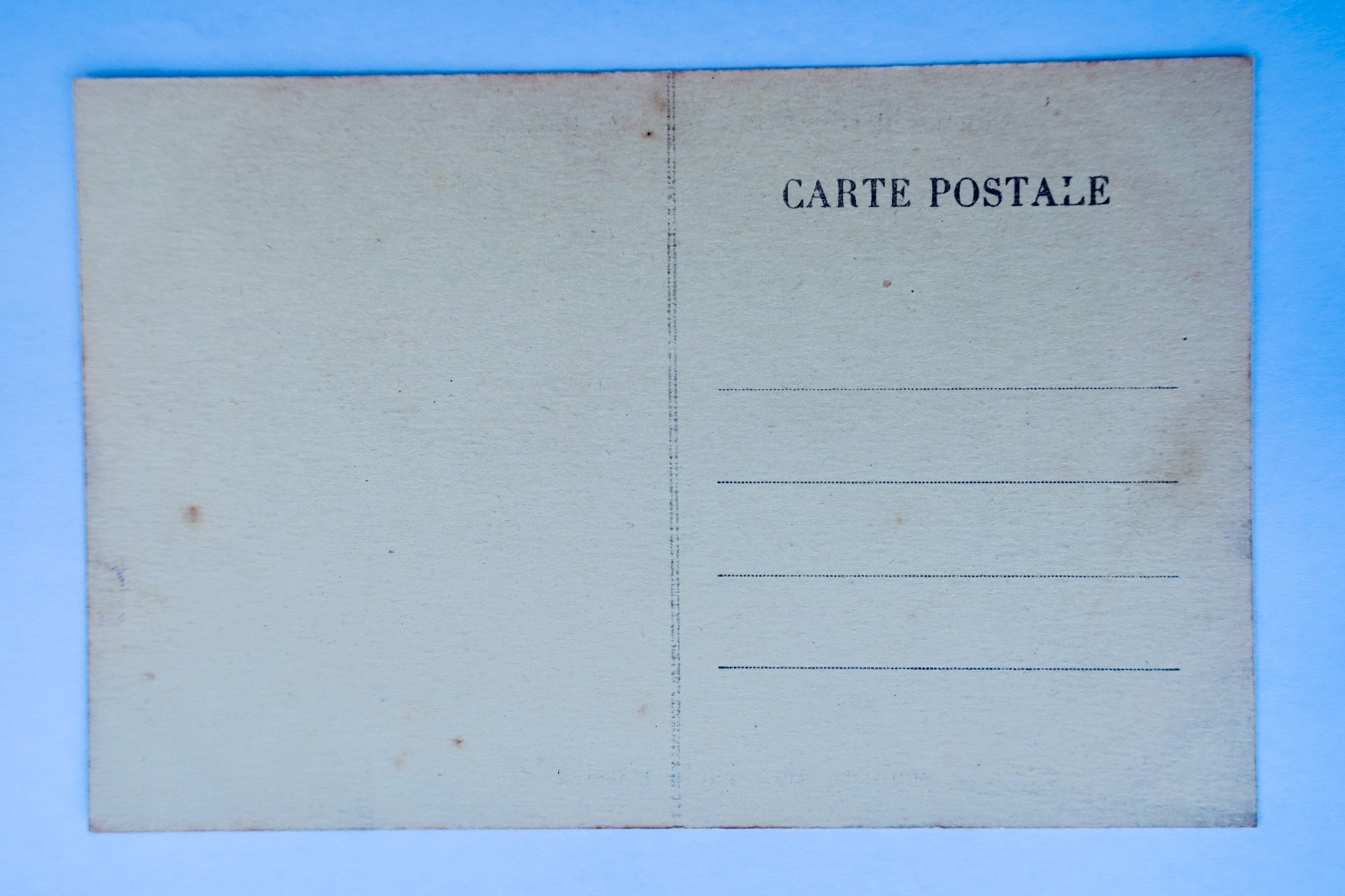 Beaucaire 32 GERS place du monument - La Librairie Antique