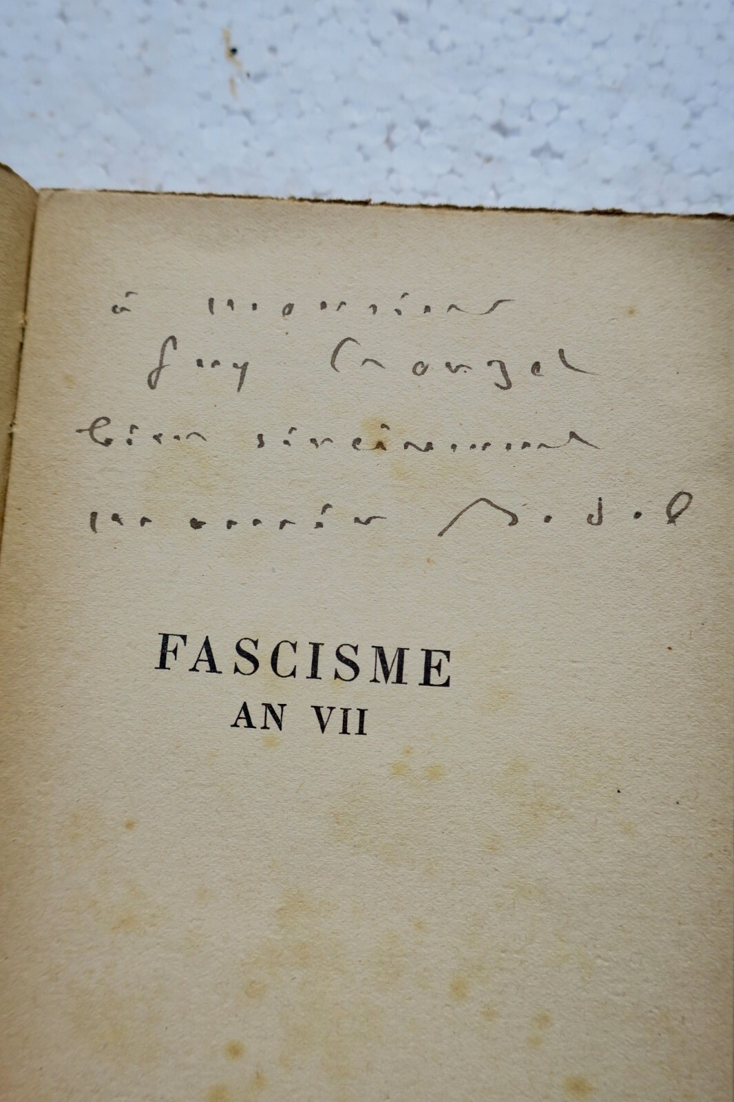 Faschismus im Jahr VII<span class="lla-card-orig-wrap"><span class="lla-card-orig">❦ BEDEL (M.) Fascisme an VII S.P. + dédicace</span></span> - La Librairie Antique