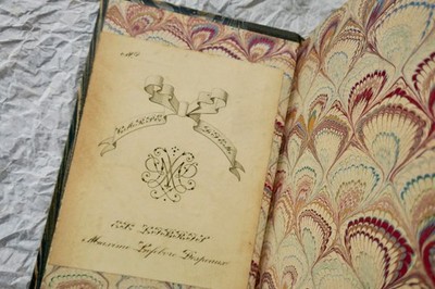 Dramatic legacy and passion in three acts