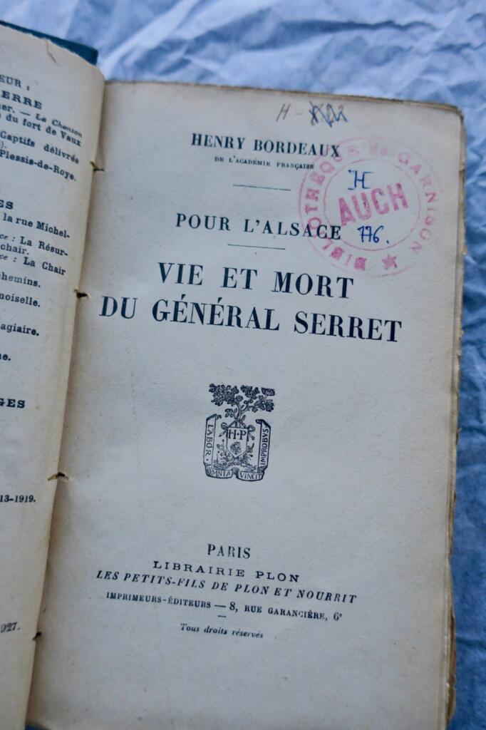 Das Leben und Erbe von General Serret