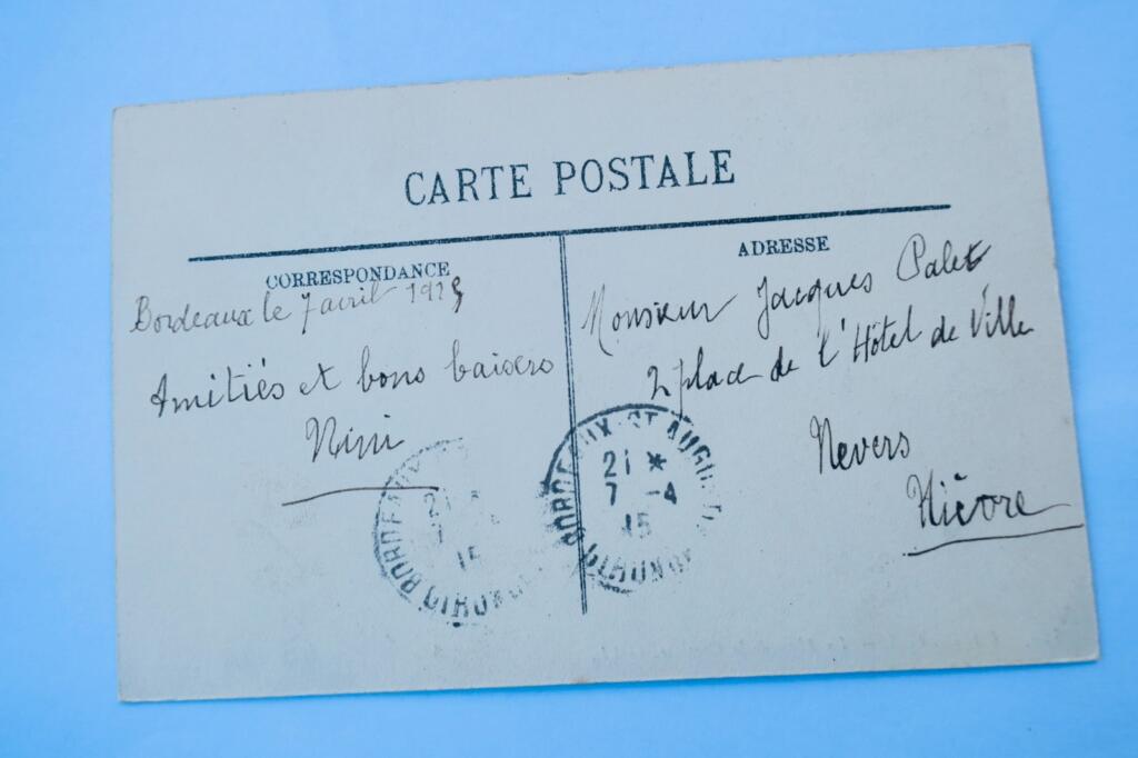 Bordeaux's Comedy Square in 1915