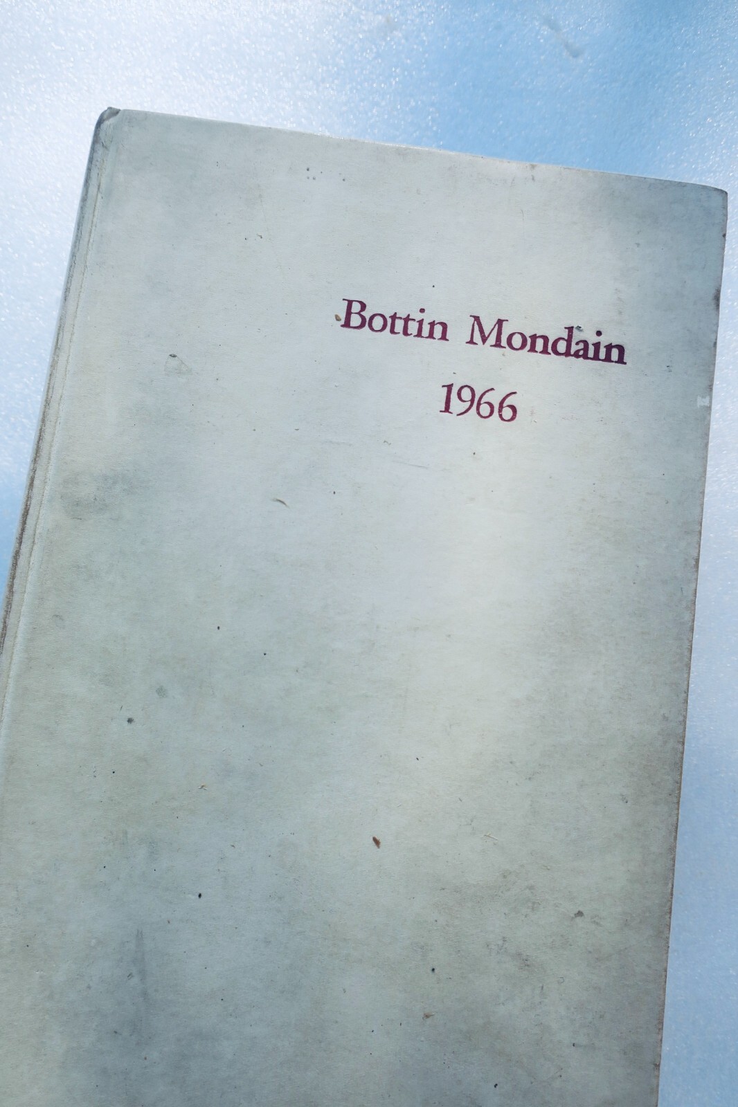 Sozialverzeichnis von 1966<span class="lla-card-orig-wrap"><span class="lla-card-orig">❦ Bottin mondain 1966</span></span> - La Librairie Antique