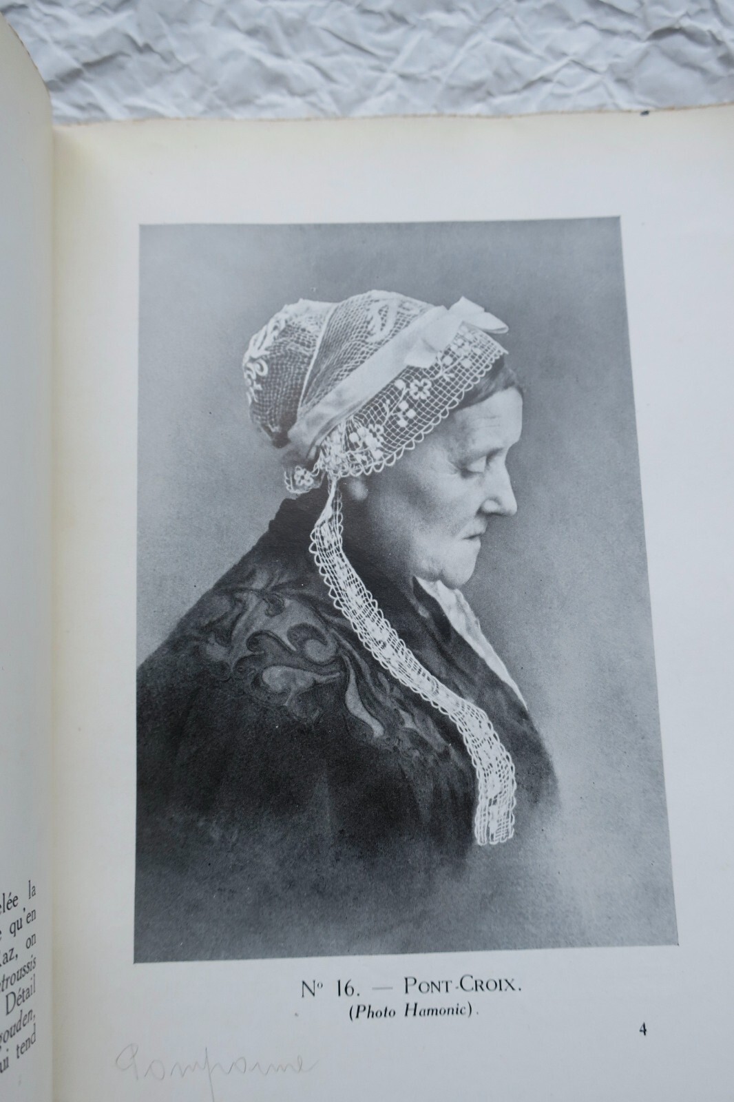 Illustrierte bretonische Kopfbedeckungen - Image 4