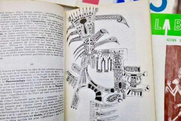 Surrealistische Zeitschriftensammlung
