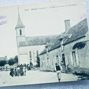 Bricy l'église et la rue principale LOIRET