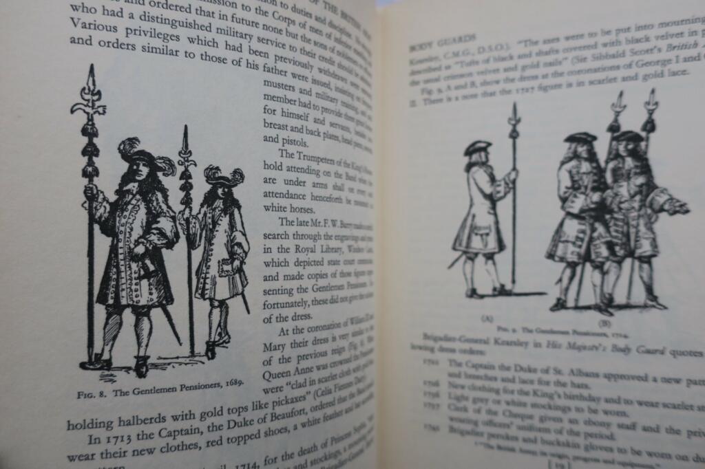 Comprehensive overview of British Army uniforms