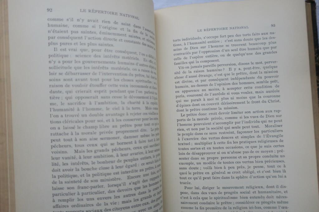 Sammlung kanadischer Literatur