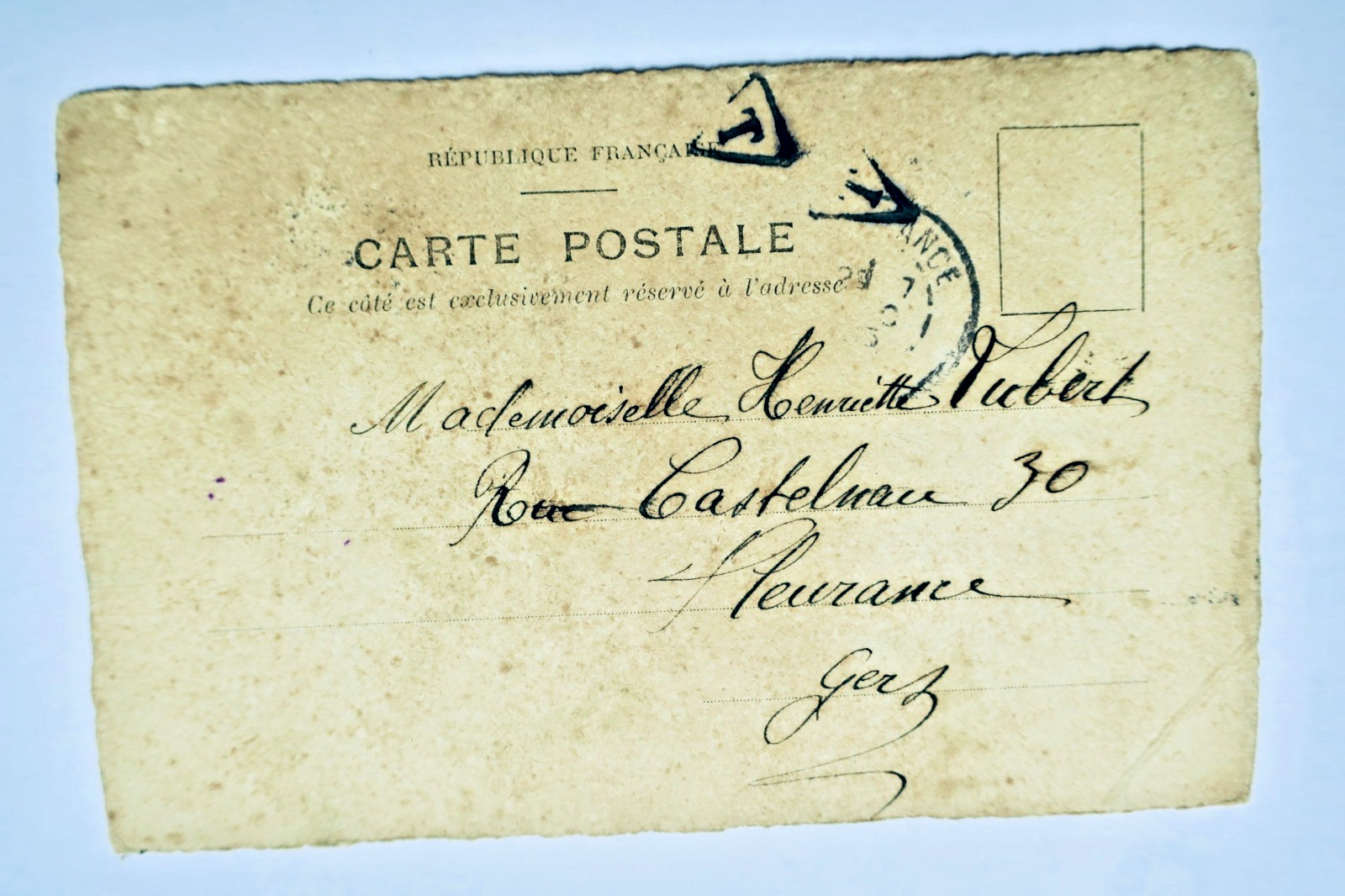 Illustrated postcard by amateur artist<span class="lla-card-orig-wrap"><span class="lla-card-orig">❦ carte-postale illustré dessin et d’un collage personnalisé d’une artiste-amateur</span></span> - La Librairie Antique