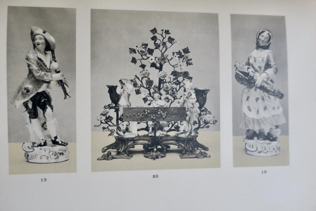 Art and Curiosities from the Middle Ages