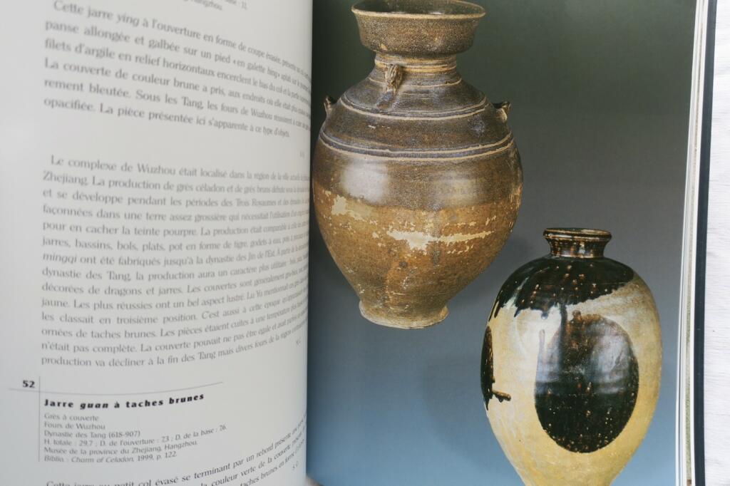 Erforschung chinesischer Celadon-Keramiken