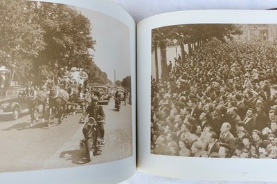 Champs-Elysées 1983 – Image 2
