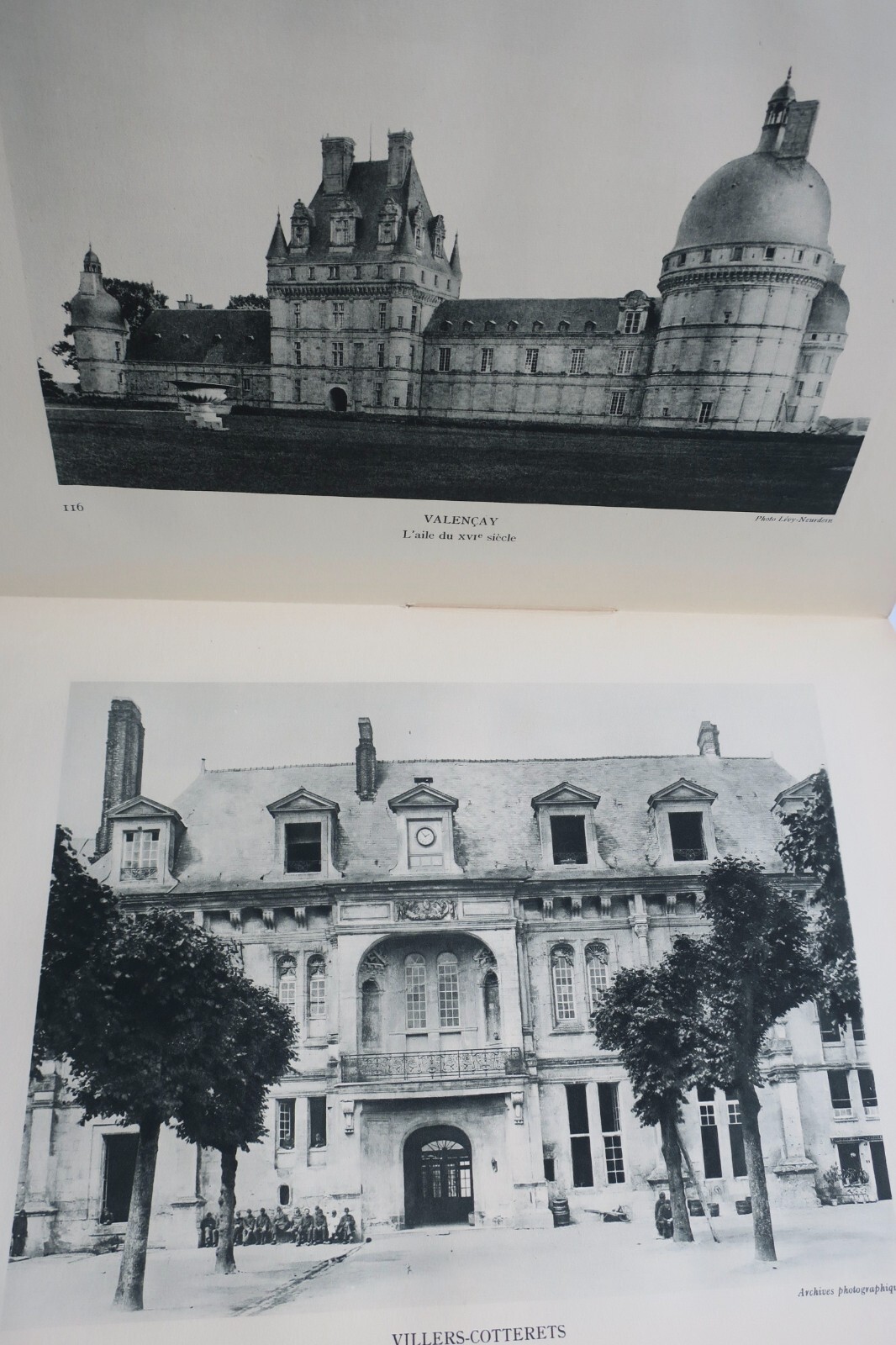 Renaissance Castles Overview – Image 8