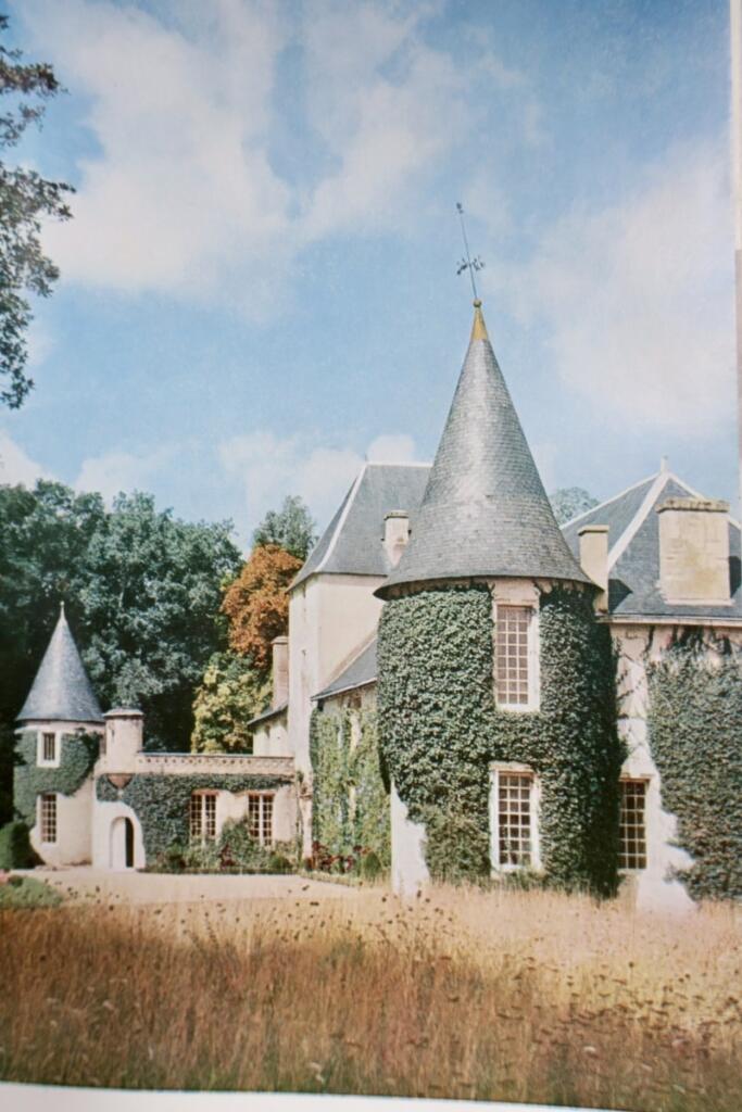 CHATEAUX EN GIRONDE 1956