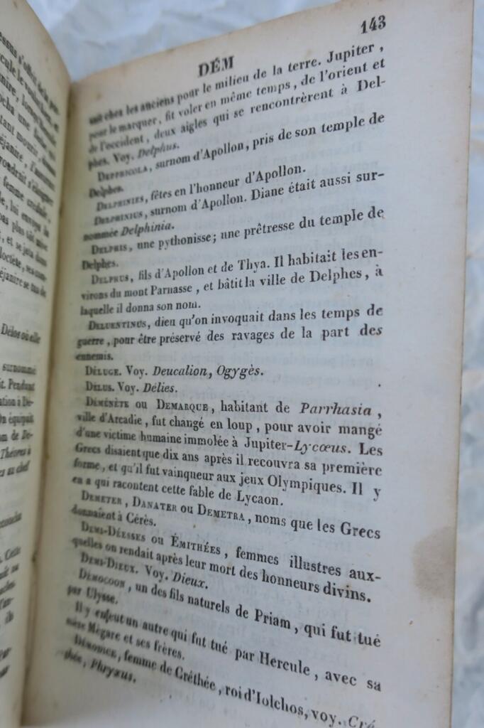 CHOMPRE Dictionnaire abrégé de la fable, des poètes, des tableaux et .. 1833