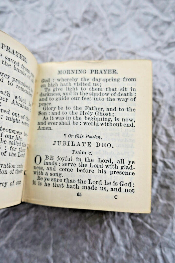 Common prayer 50 x 52 mm. MINI