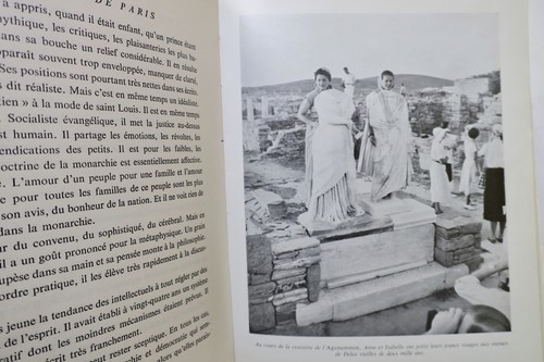 Der Graf von Paris und das Haus Frankreich<span class="lla-card-orig-wrap"><span class="lla-card-orig">❦ COMTE DE PARIS ET LA MAISON DE FRANCE 1956</span></span> - La Librairie Antique
