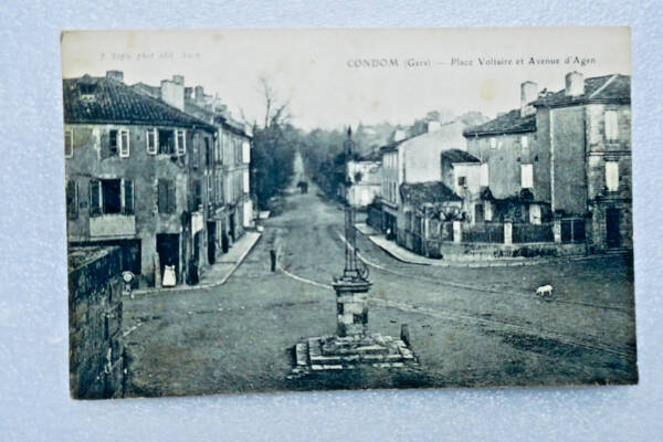 CONDOM 32 GERS condom place Voltaire & avenue d'Agen 1906