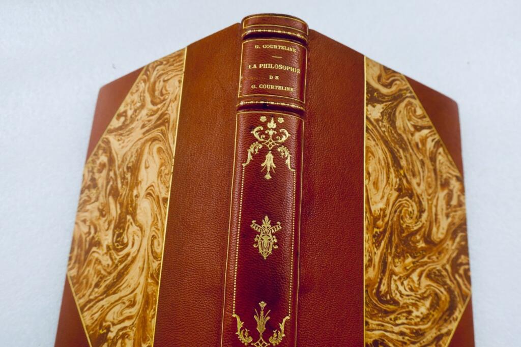 COURTELINE La Philosophie de Georges Courteline suivie de l&rsquo;Ami des lois HEMARD