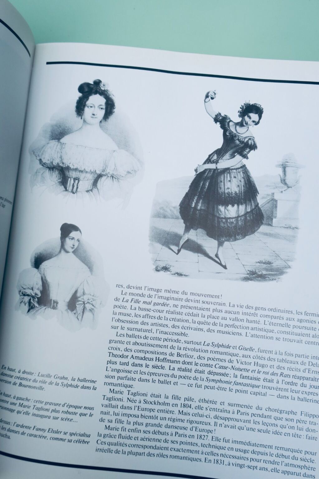 Danse LE MONDE DU BALLET