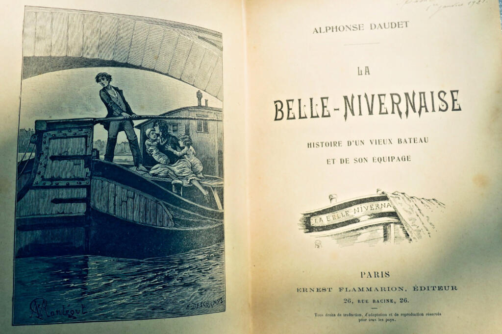 Voyage of an old boat and its crew