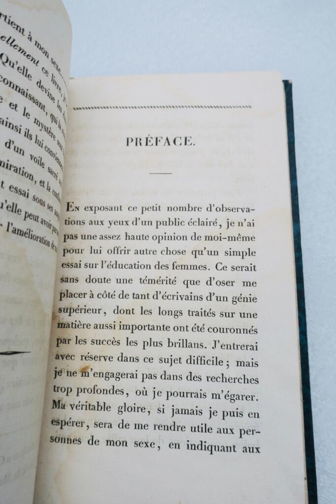 De l’éducation des femmes ou Moyens de les faire contribuer à la félicité publiq
