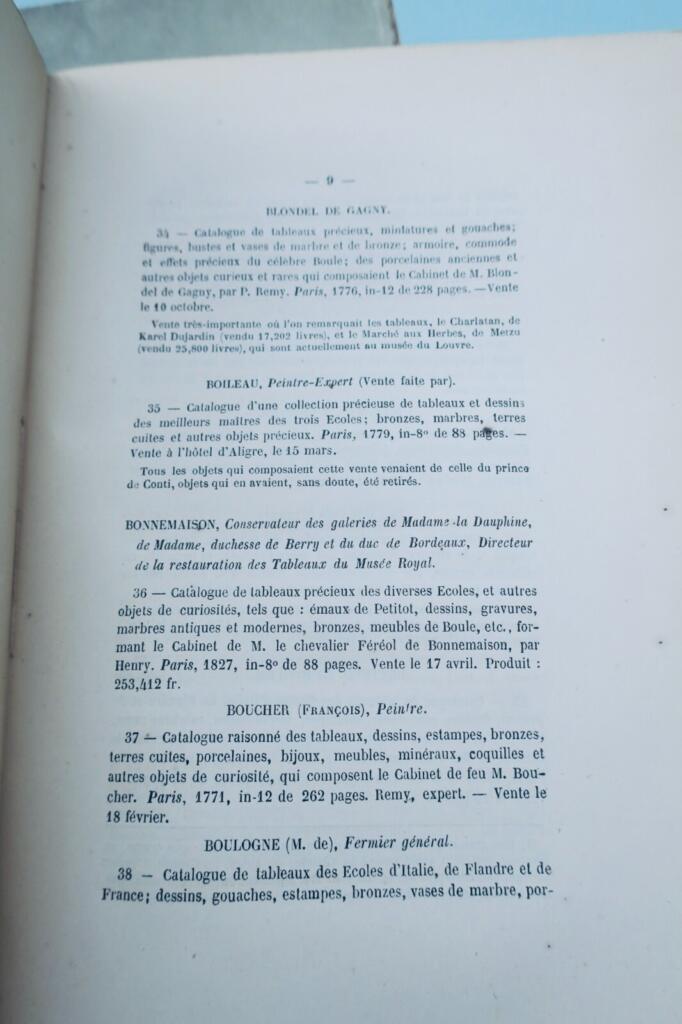 Comprehensive public auction catalog