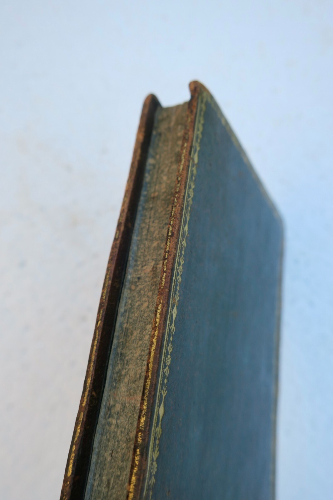 三部分的诗<span class="lla-card-orig-wrap"><span class="lla-card-orig">❦ Delille La conversation, poème en trois chants 1822</span></span> - La Librairie Antique