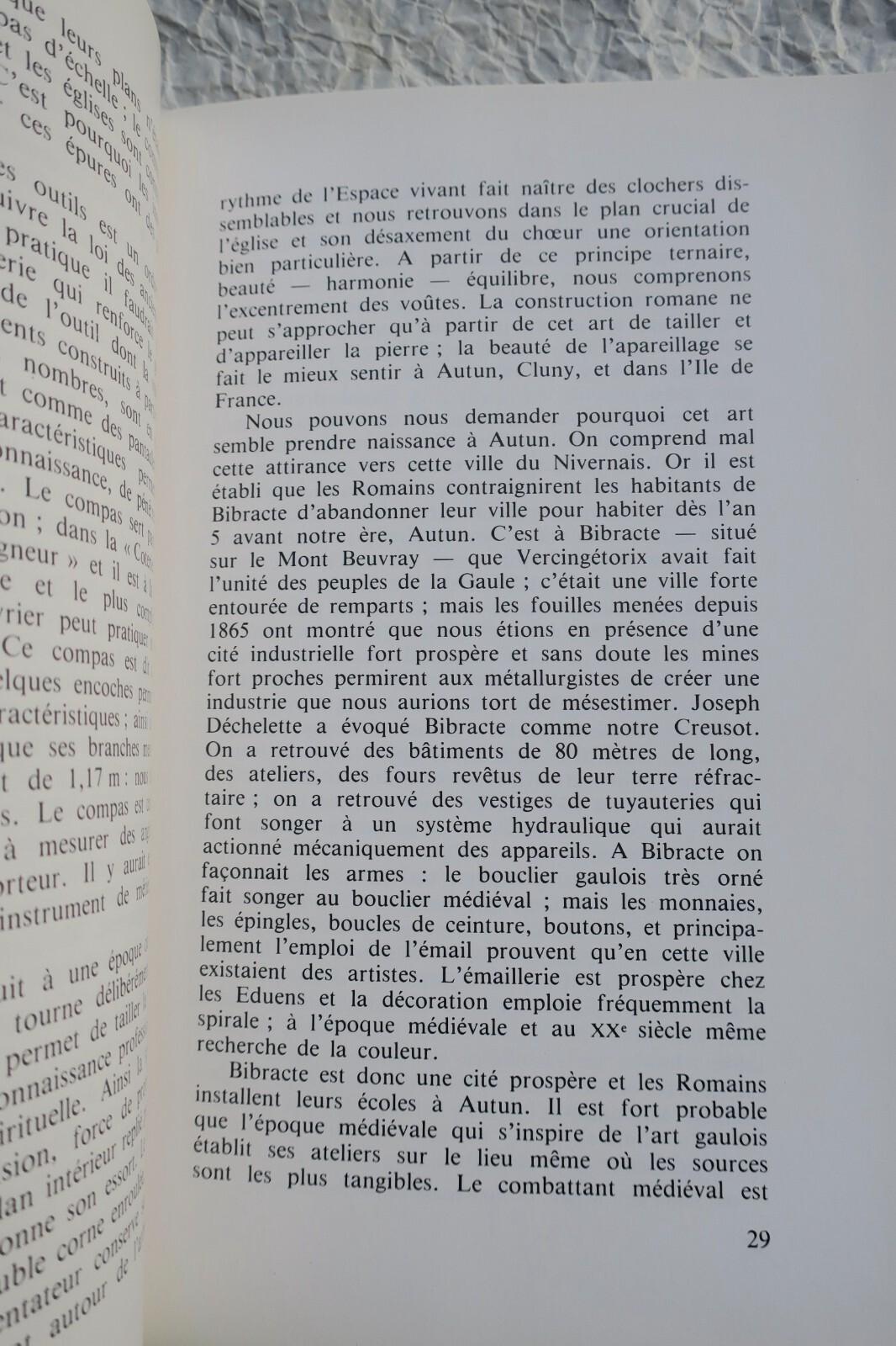 ロマン芸術における悪魔の探求<span class="lla-card-orig-wrap"><span class="lla-card-orig">❦ DIABLE DANS L’ART ROMAN</span></span> - La Librairie Antique