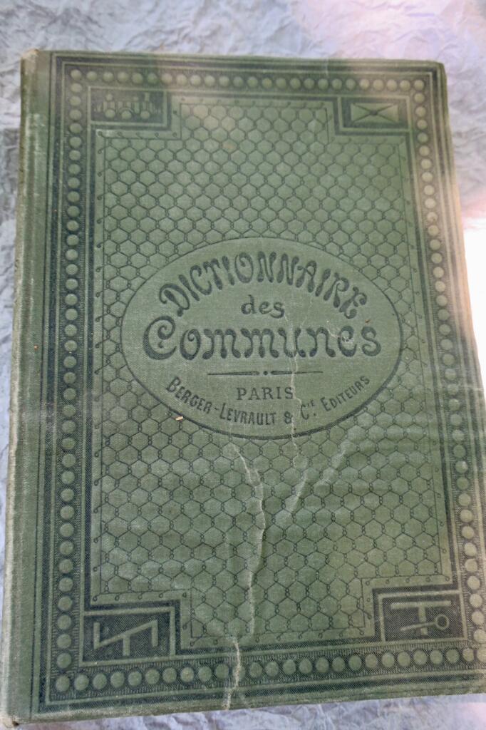 Comprehensive Dictionary of French Communes