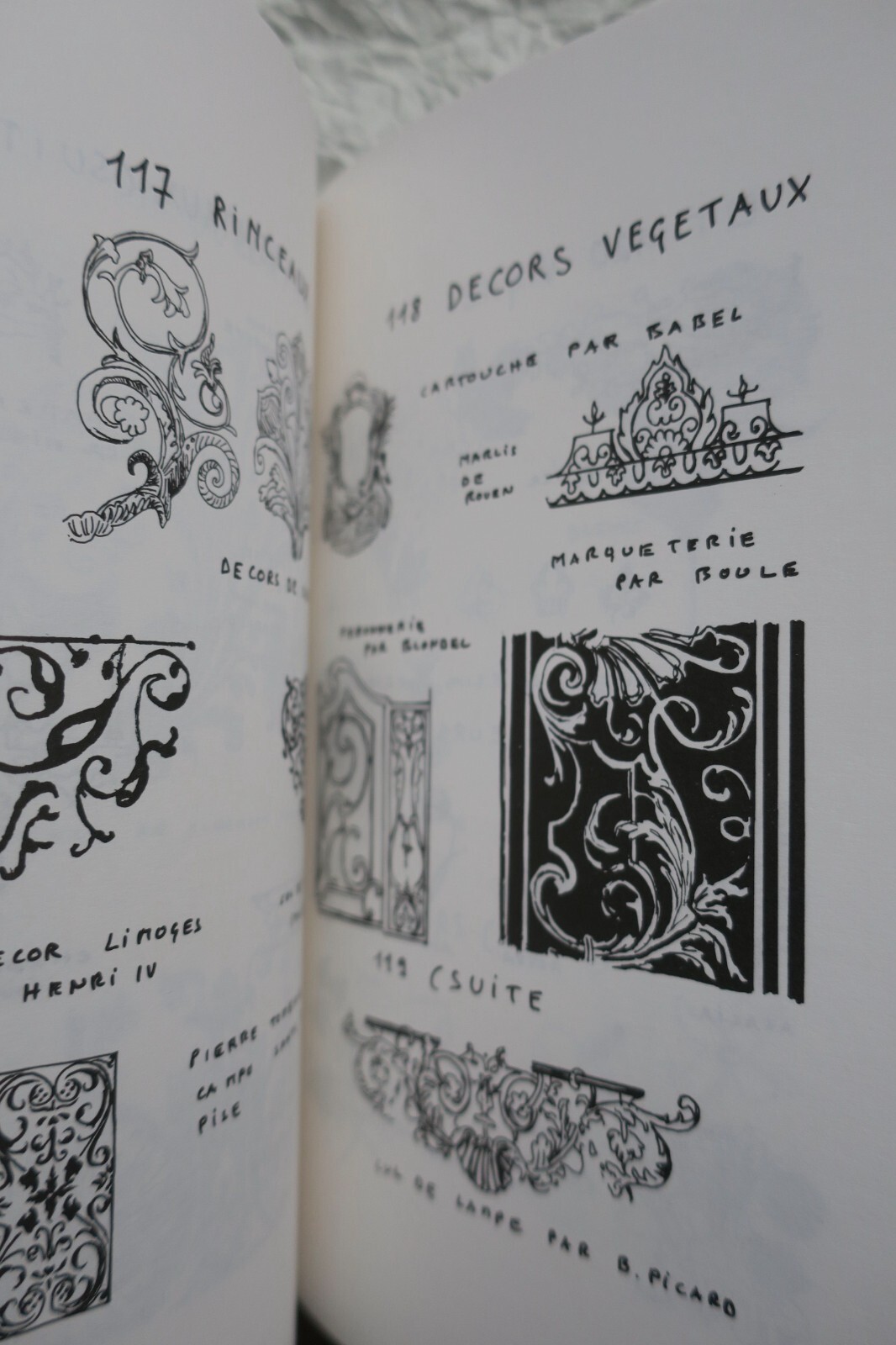 Themes and Decor Dictionary Overview - Image 6
