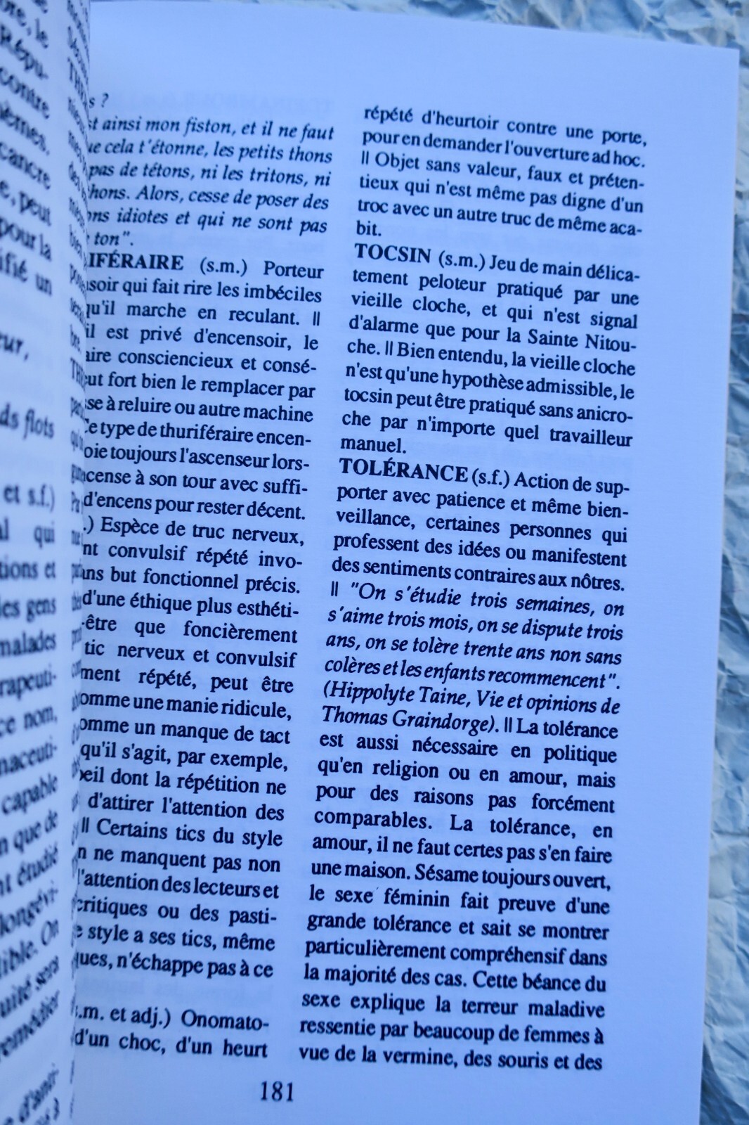 Dictionary of Sure Surrealism<span class="lla-card-orig-wrap"><span class="lla-card-orig">❦ Dictionnaire – du Sûr Réalisme</span></span> - La Librairie Antique