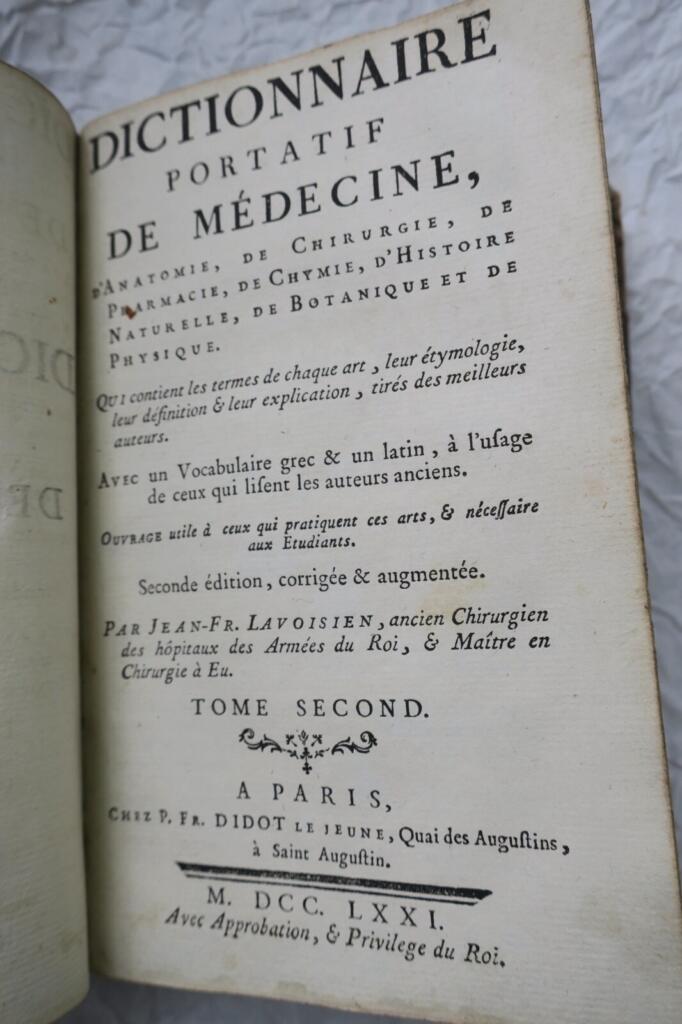 Comprehensive medical and scientific terminology reference