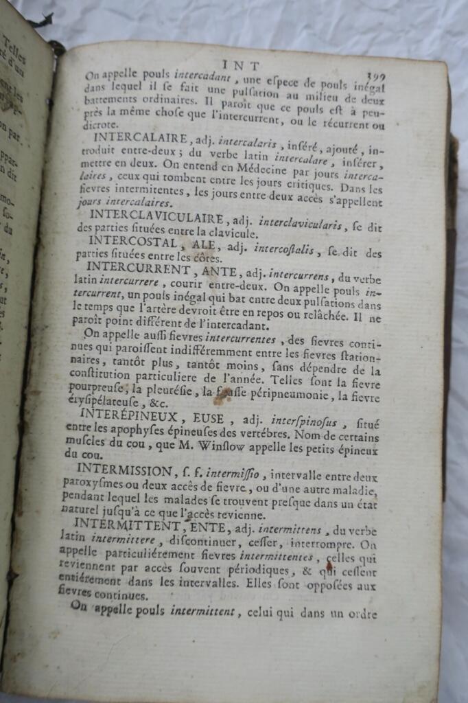 Comprehensive medical and scientific terminology reference