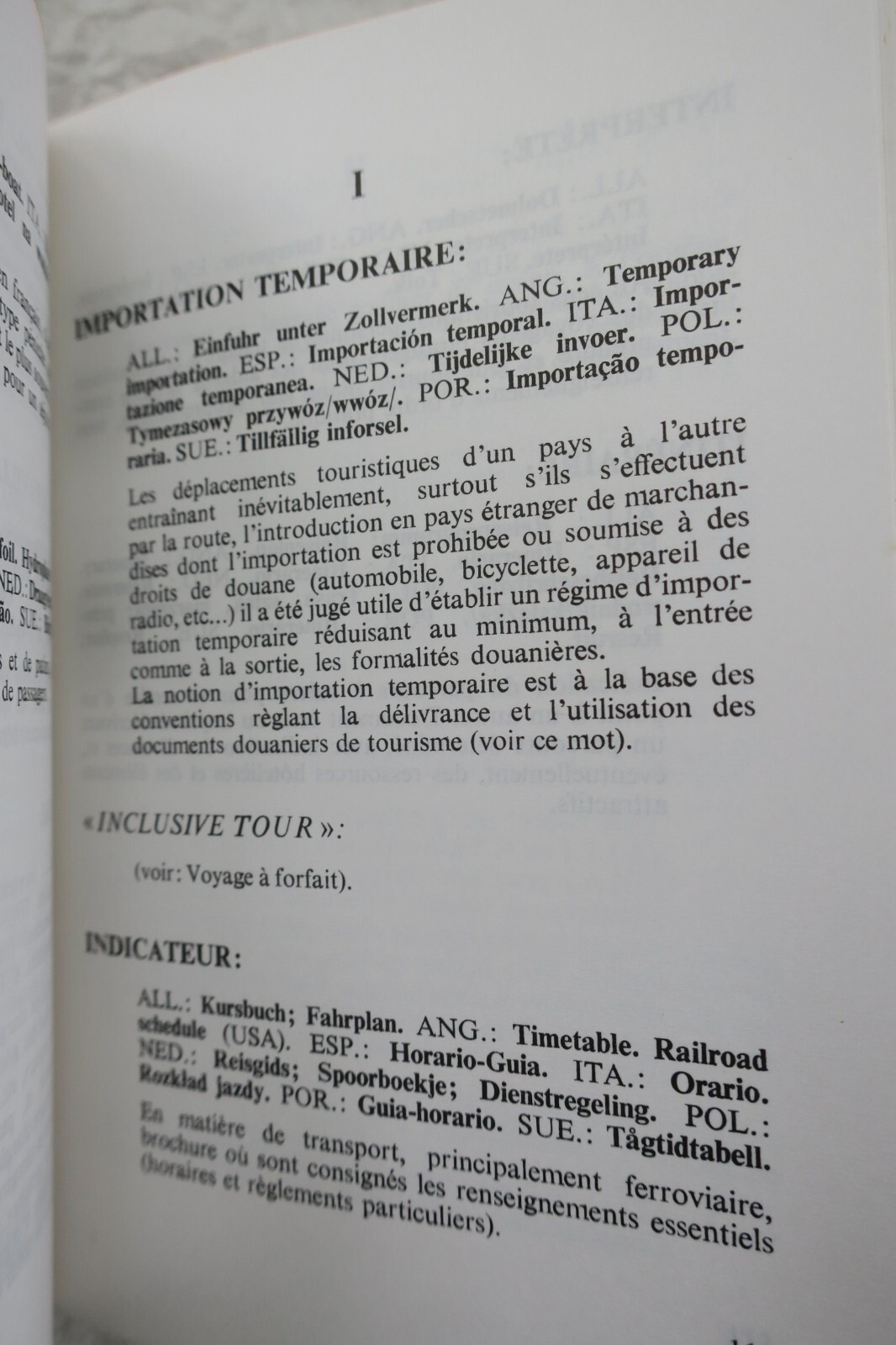 国際観光辞典 - モンテカルロ版<span class="lla-card-orig-wrap"><span class="lla-card-orig">❦ DICTIONNAIRE TOURISTIQUE INTERNATIONAL Monte Carlo</span></span> - La Librairie Antique