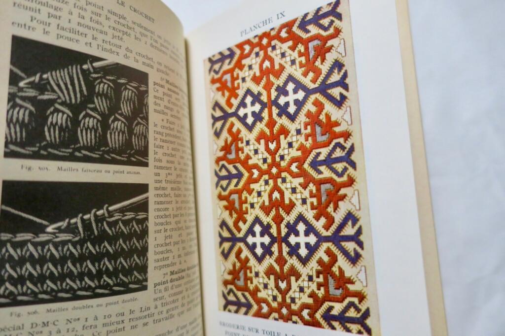 Women's Crafts Encyclopedia