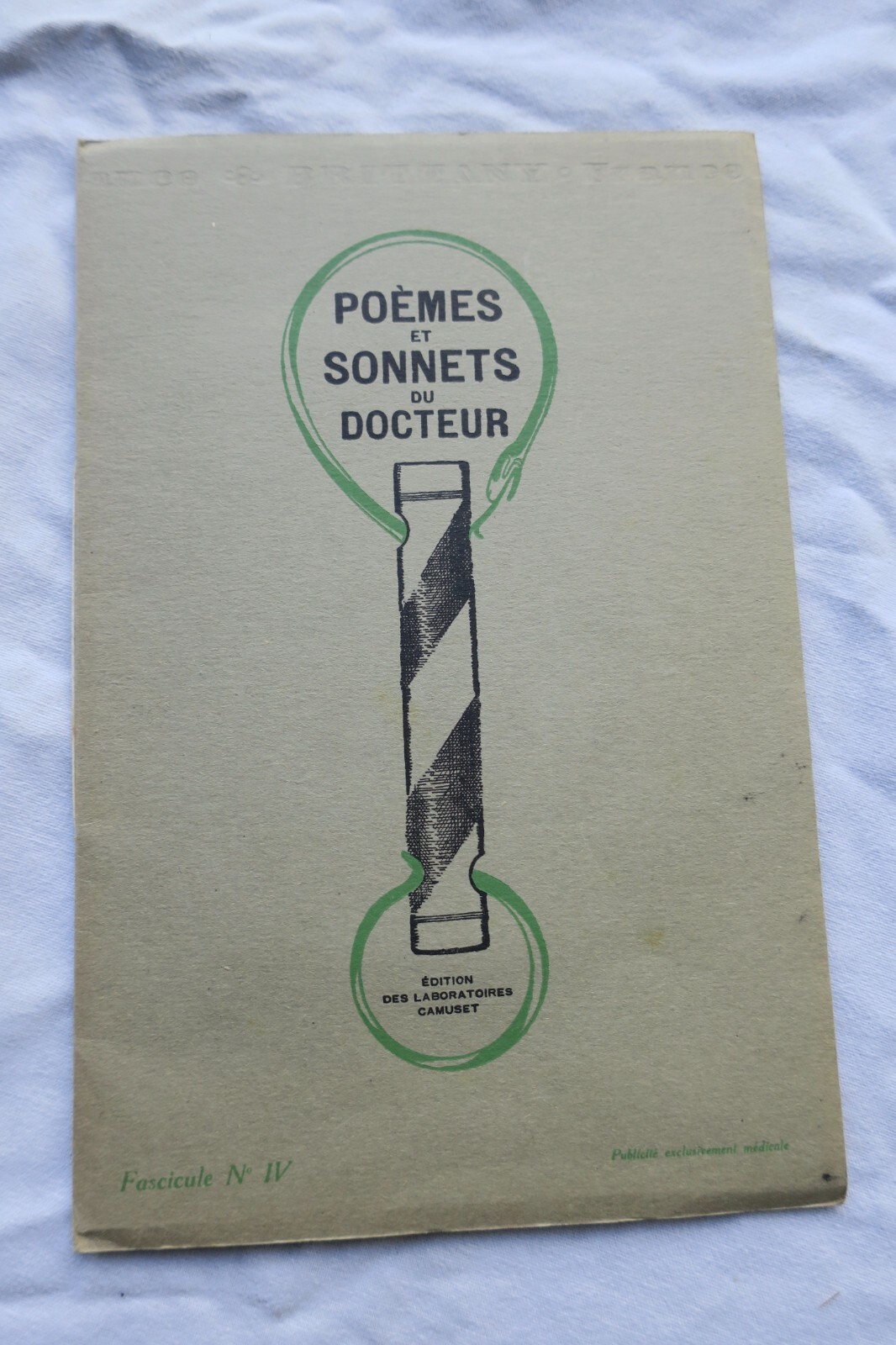Gedichte und Sonette des Doktors<span class="lla-card-orig-wrap"><span class="lla-card-orig">❦ DOCTEUR CAMUSET. Poèmes et Sonnets du Docteur. Illustrés par J.Touchet</span></span> - La Librairie Antique