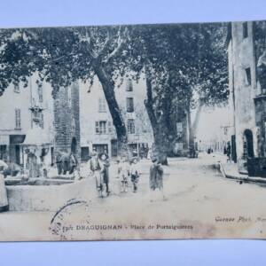 Draguignan place des Portaiguières x 2