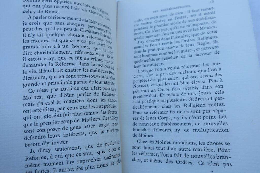 ECCLESIASTIQUES DE FRANCE, leur nombre, celuy des Religieux et des Religieuses..