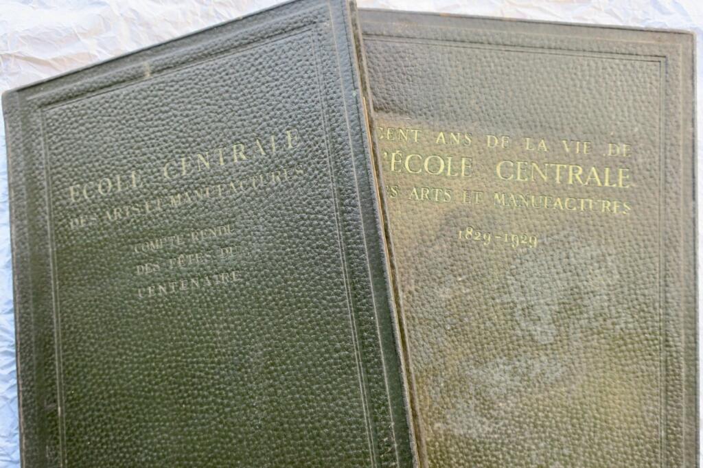中央美術製造学校100年史 1829-1929