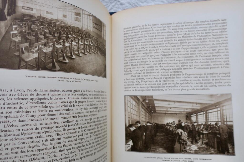 Origins and struggles of primary education in France