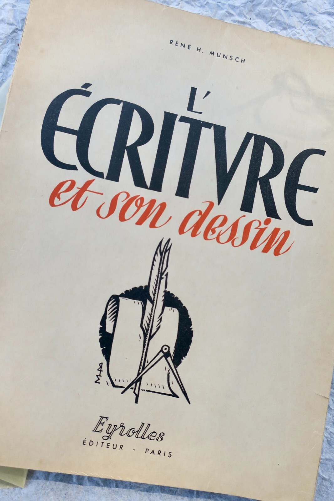 Schreiben und seine Kunst<span class="lla-card-orig-wrap"><span class="lla-card-orig">❦ ECRITURE ET SON DESSIN 1948</span></span> - La Librairie Antique
